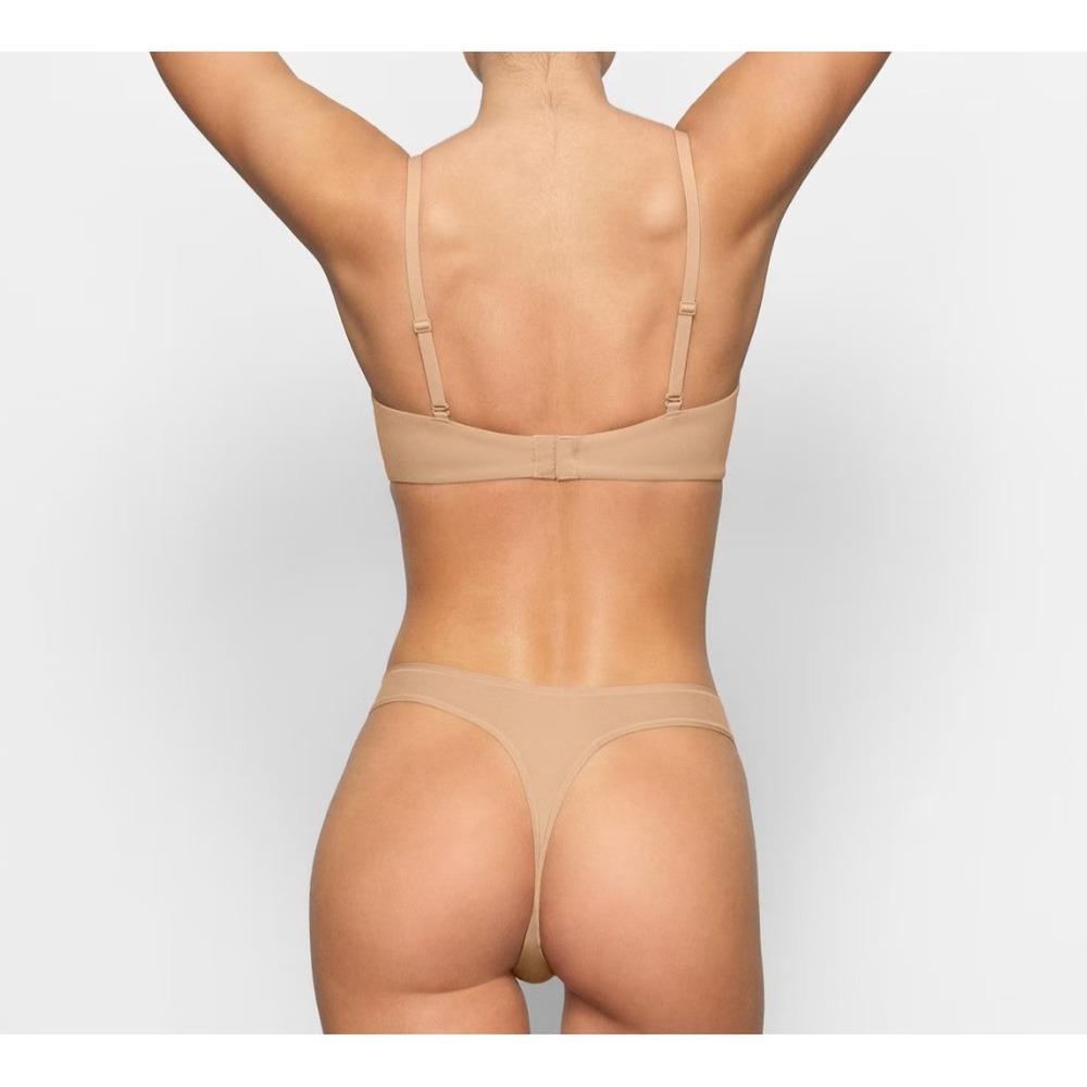 Skims Fits Everybody Push-Up Demi Bra, Ochre,‎ 38D - Picture 3 of 3